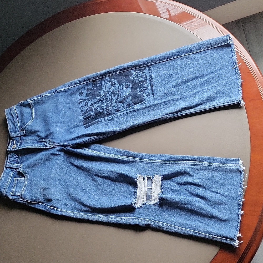 Hollister High Rise Vintage Baggy Jeans with Graphic Design